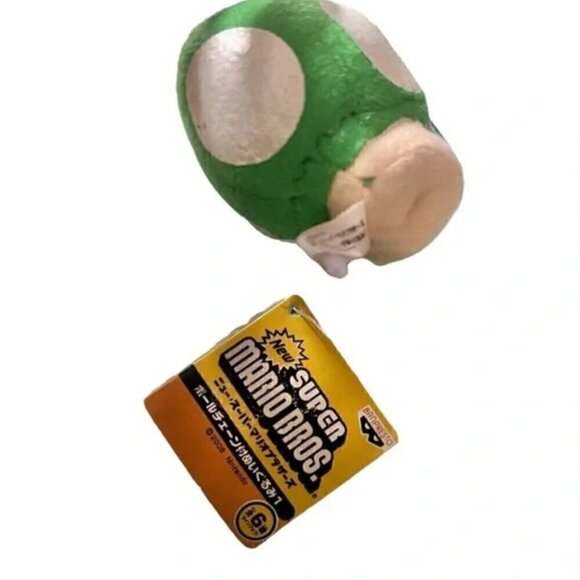 Super Mario Bros- 1-up Mushroom - Japanese Banpresto 2006 Plush 2.5” 💚👾🎮✨ - Picture 2 of 7